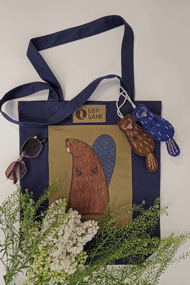 картинка Сумка - шоппер «Неси бобро» магазин Одежда+ являющийся официальным дистрибьютором в России 