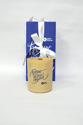 картинка Ароматическая свеча Ваниль "Бизнес-наша стихия" от магазина Одежда+