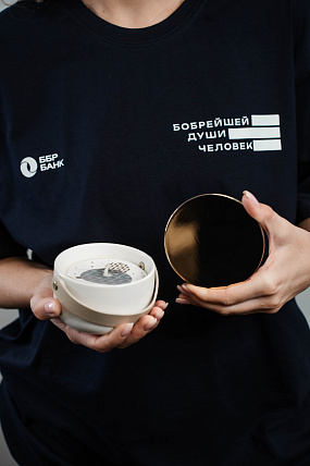 картинка Ароматическая свеча в фарфоре от магазина Одежда+