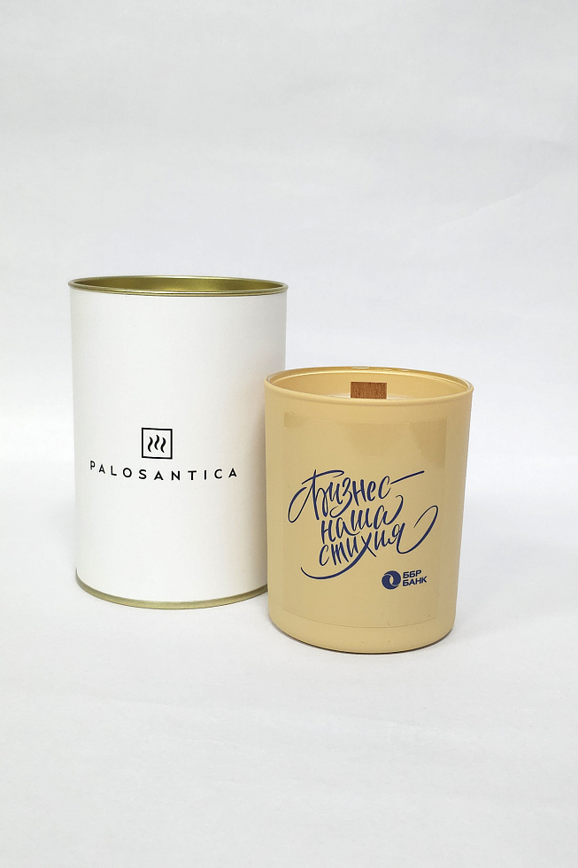 картинка Ароматическая свеча Ваниль "Бизнес-наша стихия" магазин Одежда+ являющийся официальным дистрибьютором в России 